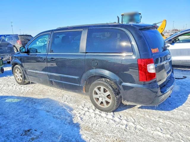 2012 Chrysler Town & Country Touring