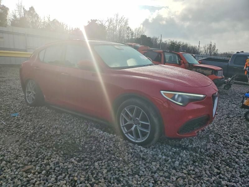 2018 Alfa Romeo Stelvio ti Sport
