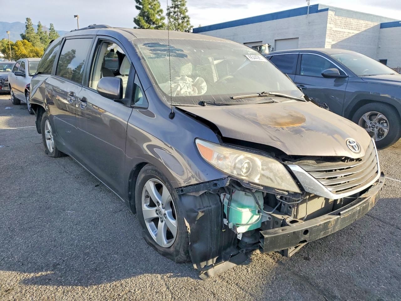 2012 Toyota Sienna le