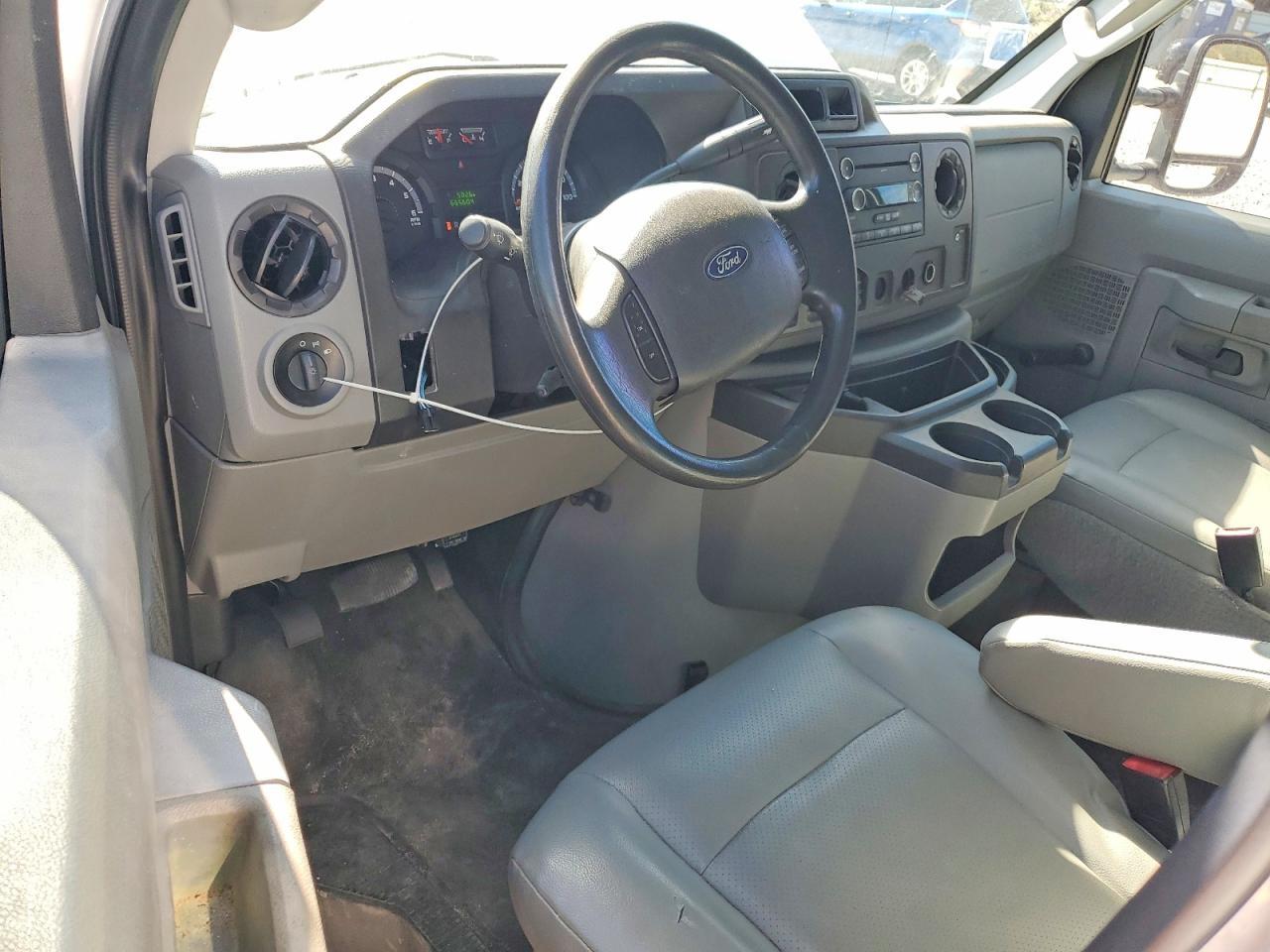 2018 Ford E350 Utility / Service Van