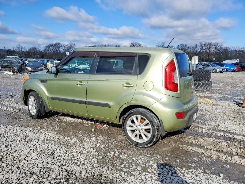 2013 KIA Soul +