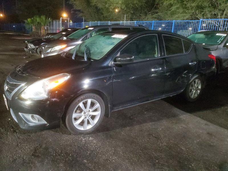 2015 Nissan Versa s