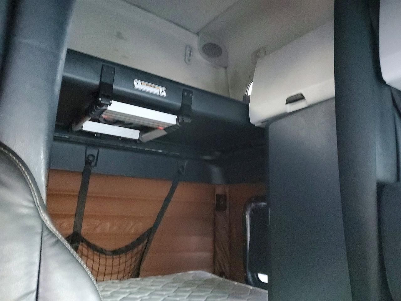 2019 Freightliner Cascadia 116