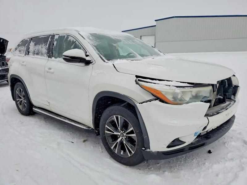 2016 Toyota Highlander xle