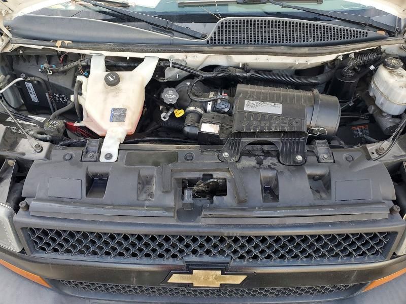 2020 Chevrolet Express G2500