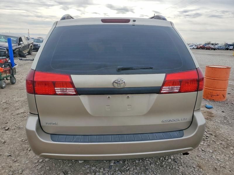 2005 Toyota Sienna ce