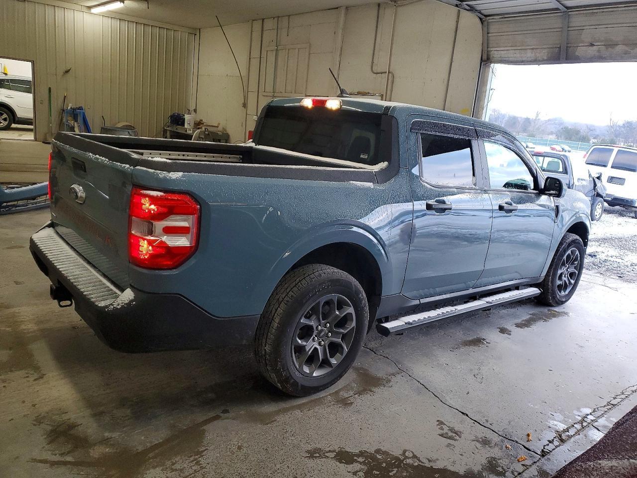 2022 Ford Maverick XL