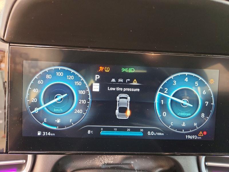 2025 Hyundai Elantra Preferred 4D