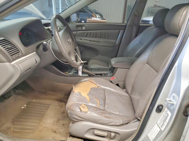 2002 Toyota Camry le