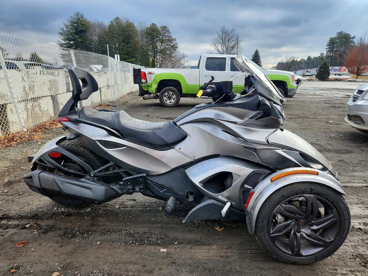 2013 Can-Am Spyder Roadster ST