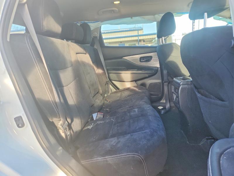 2018 Nissan Murano s