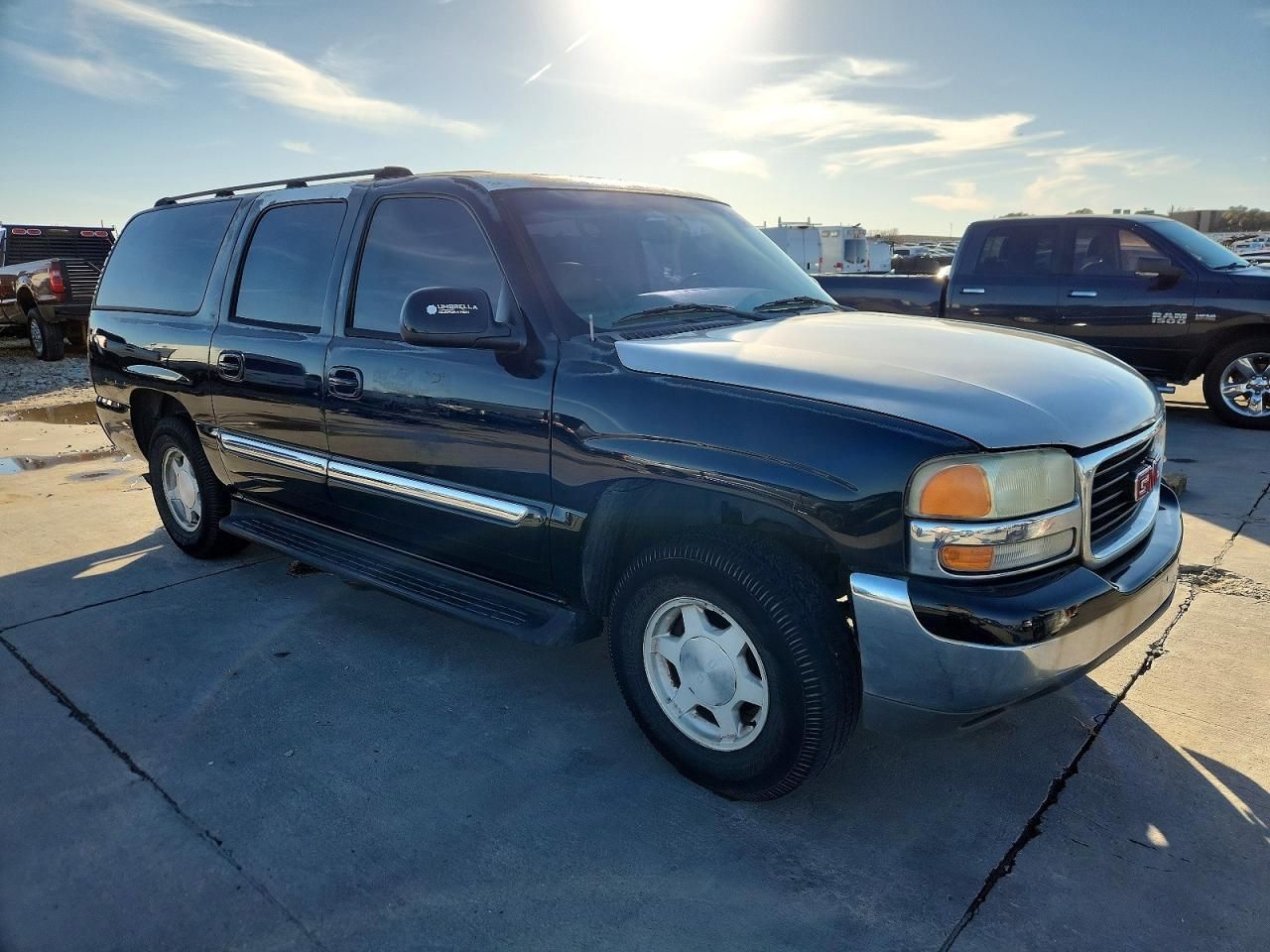 2004 GMC Yukon xl C1500