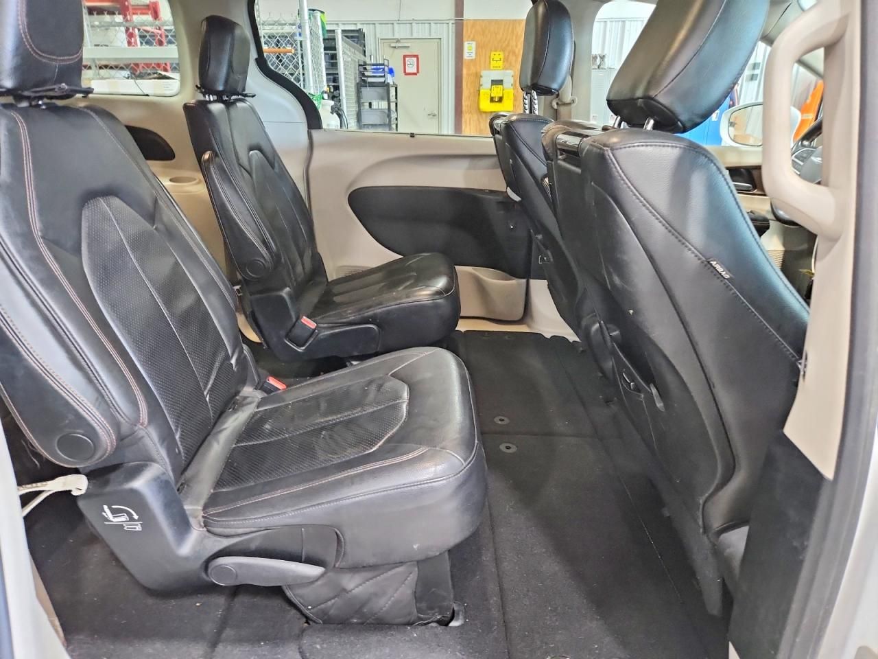 2017 Chrysler Pacifica Touring l Plus