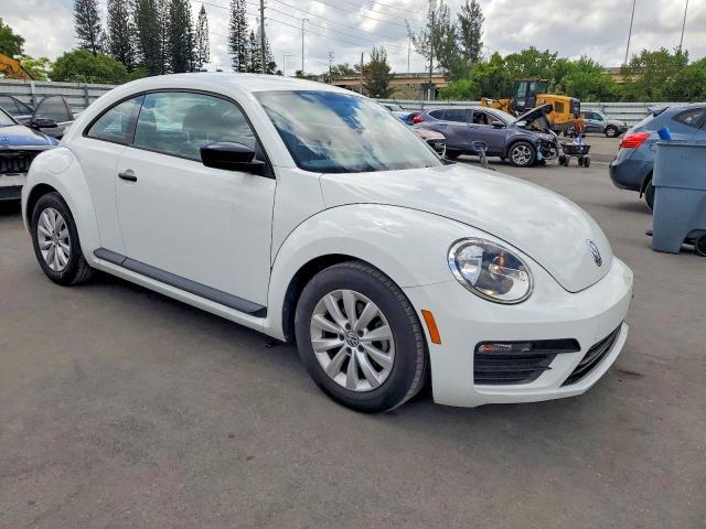 2018 Volkswagen Beetle s