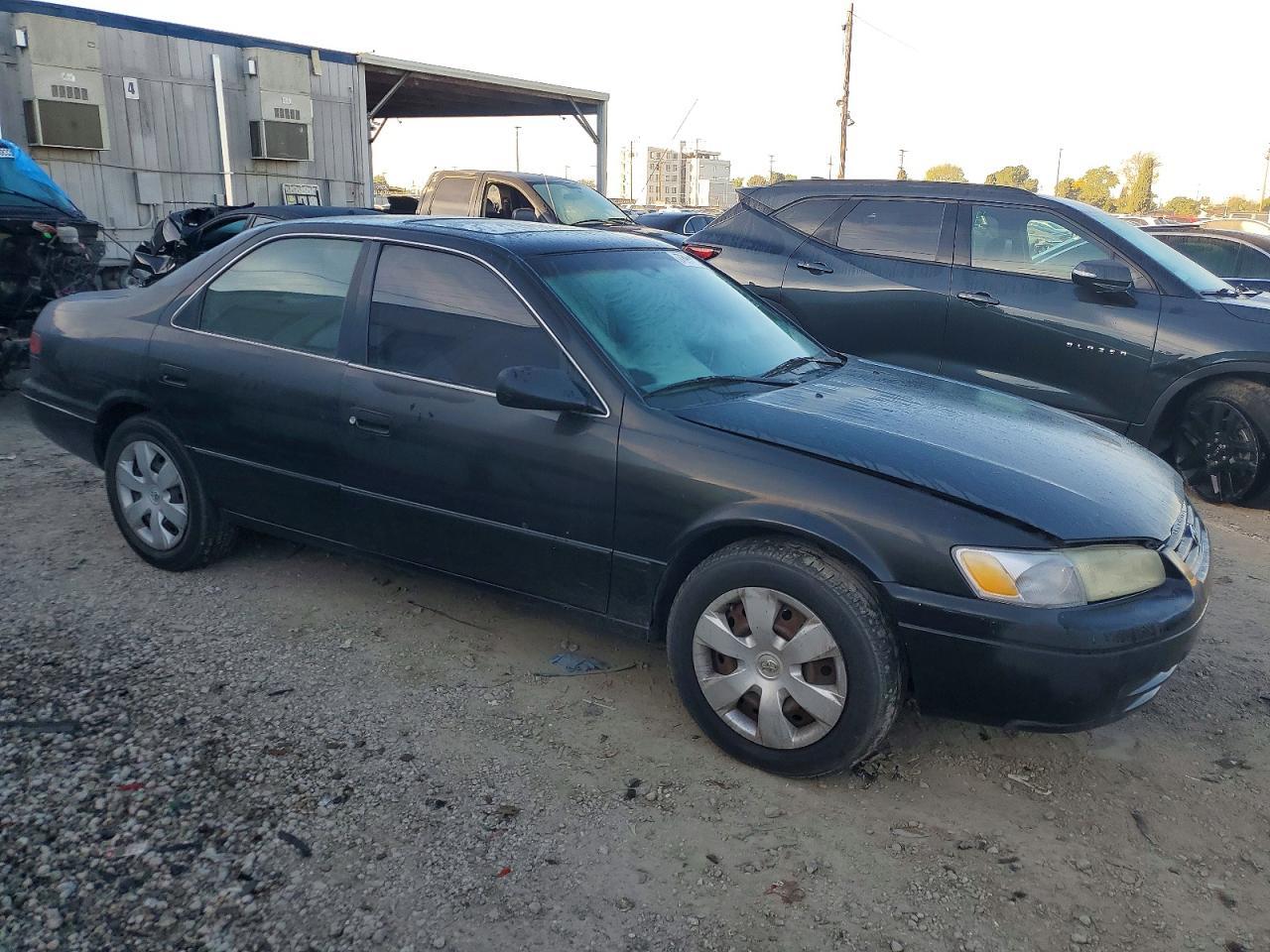 1997 Toyota Camry le