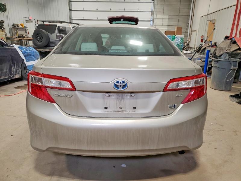 2014 Toyota Camry Hybrid