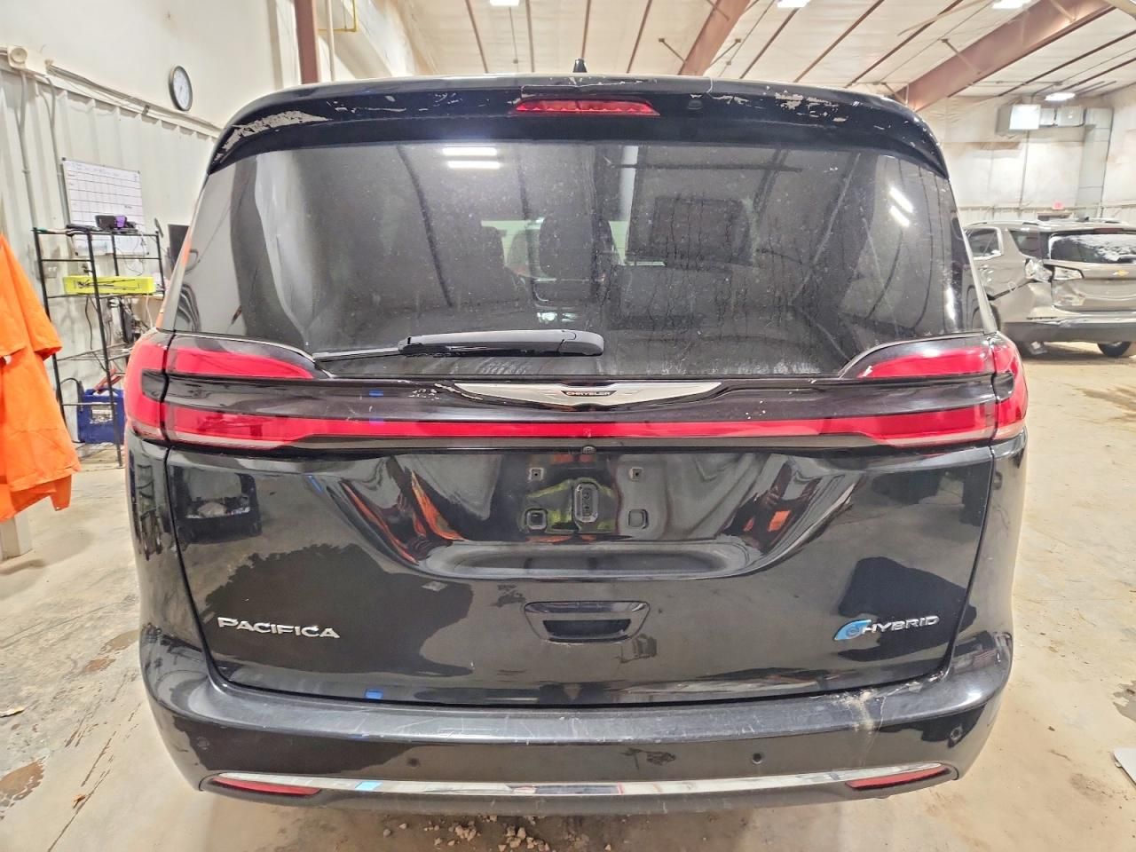 2023 Chrysler Pacifica Hybrid Touring l