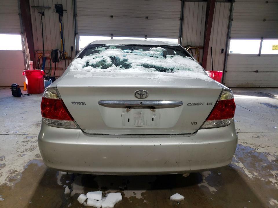 2006 Toyota Camry xle V6