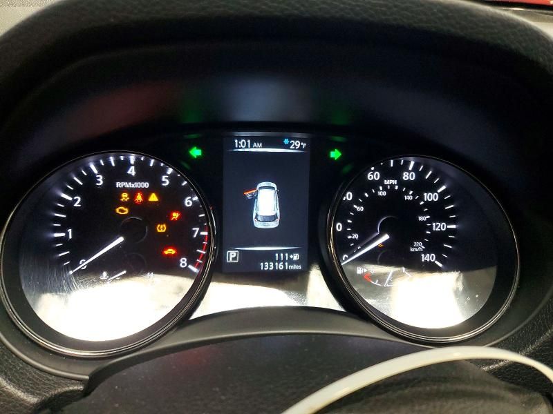 2017 Nissan Rogue sv