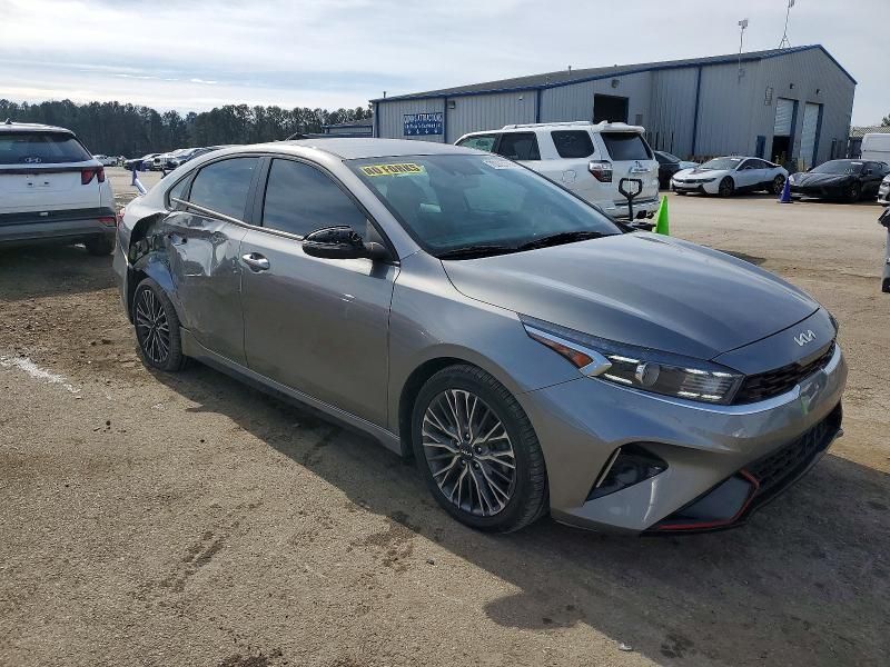 2023 KIA Forte gt Line