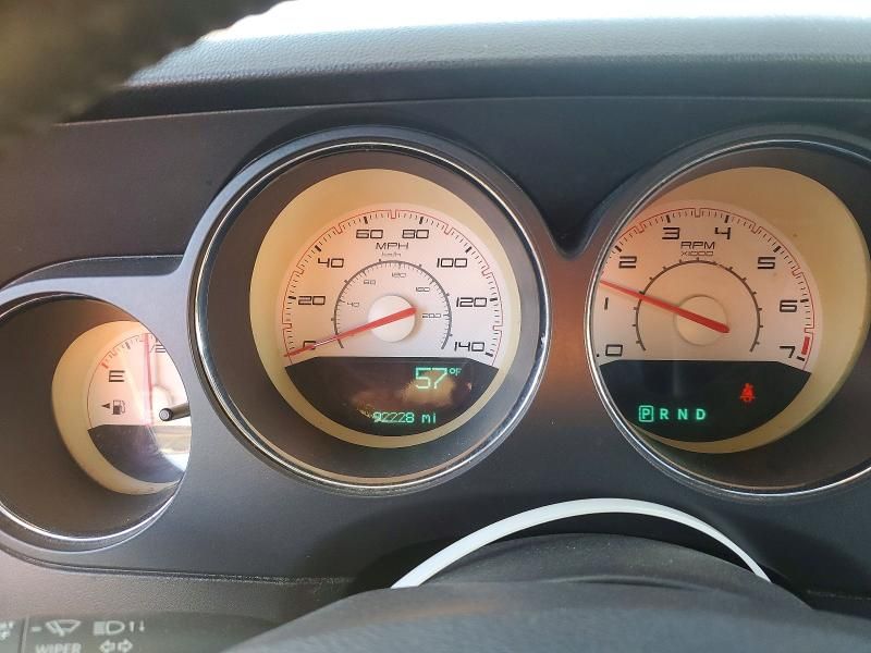 2013 Dodge Challenger sxt