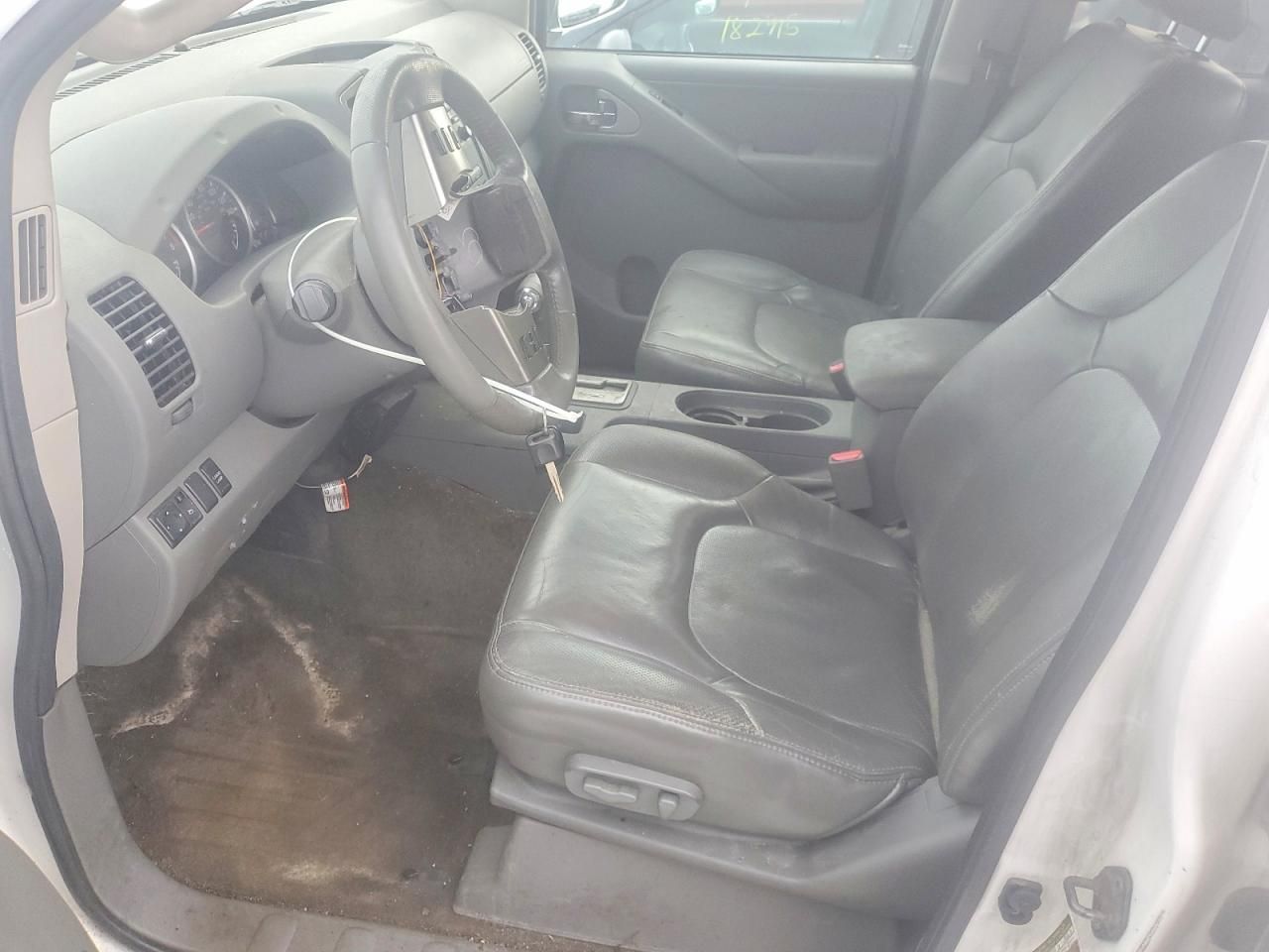 2010 Nissan Frontier Crew cab se