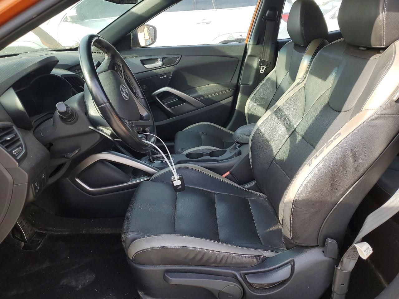 2016 Hyundai Veloster Turbo