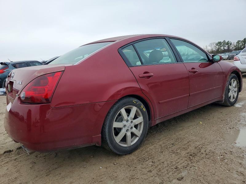 2004 Nissan Maxima se