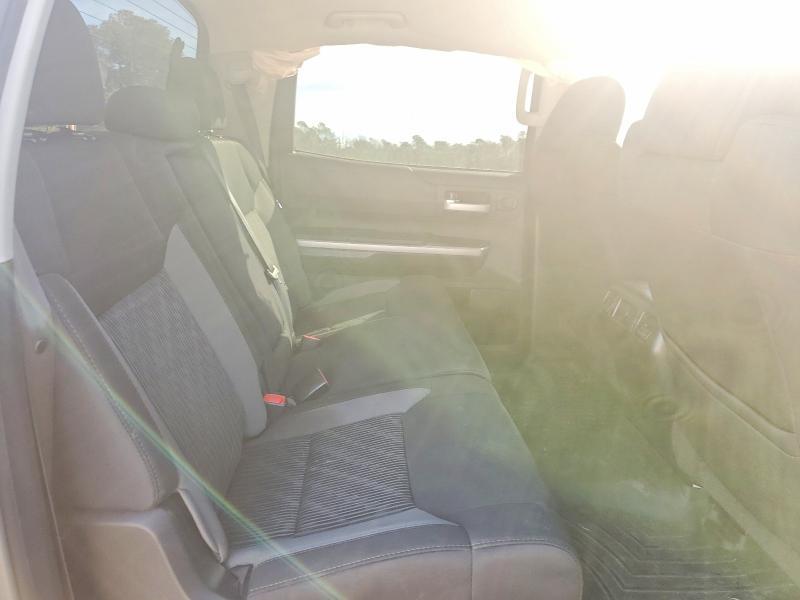 2017 Toyota Tundra Crewmax SR5