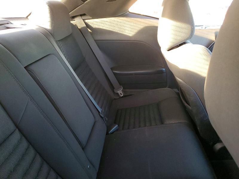 2014 Dodge Challenger sxt