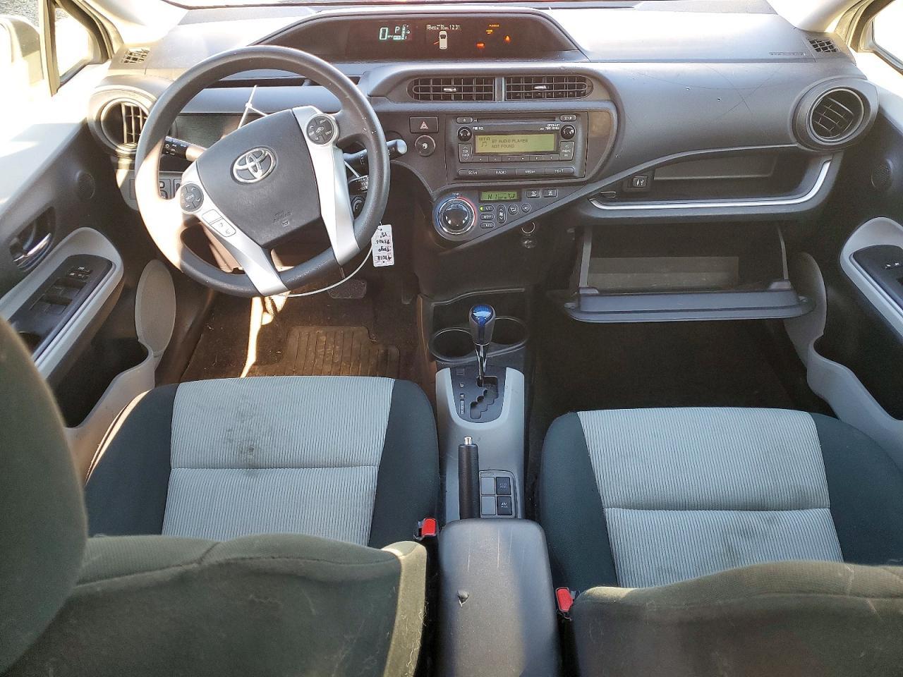 2014 Toyota Prius c