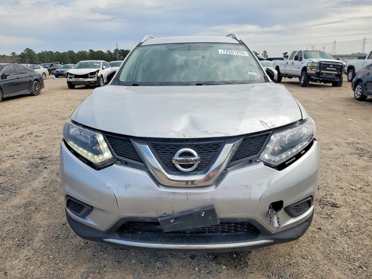 2016 Niss Rogue sv