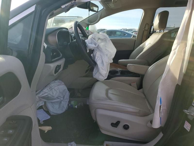 2021 Chrysler Voyager lxi