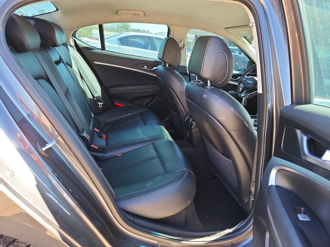 2021 Genesis G70 2.0t