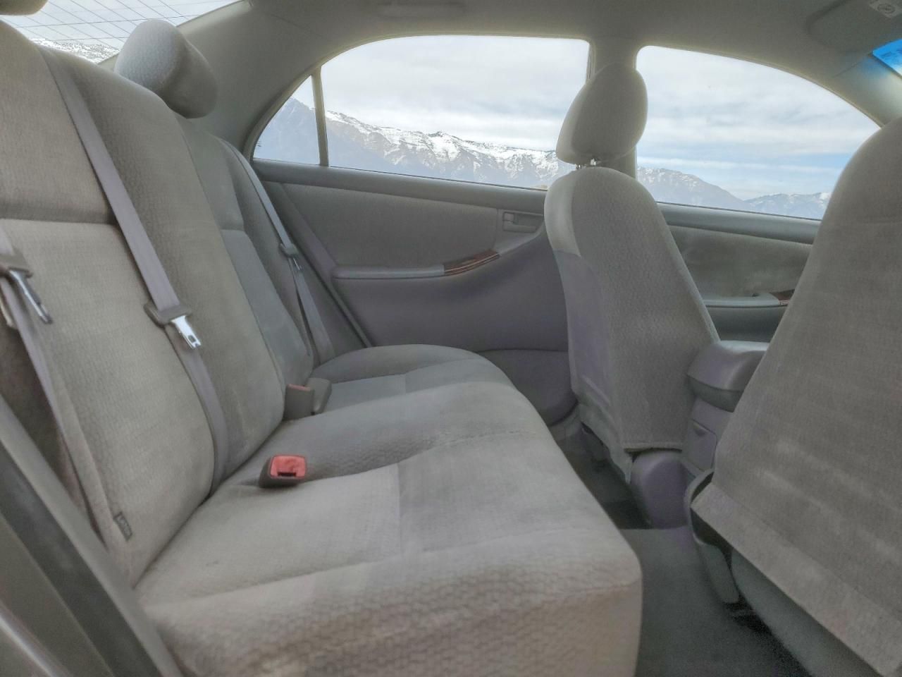 2004 Toyota Corolla ce