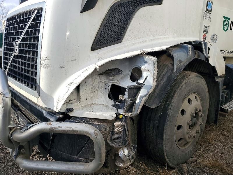 2016 Volvo Vnl Semi Truck