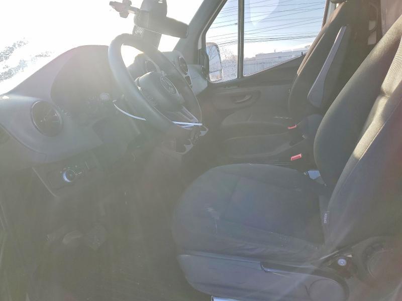 2021 Mercedes-Benz Sprinter 2500