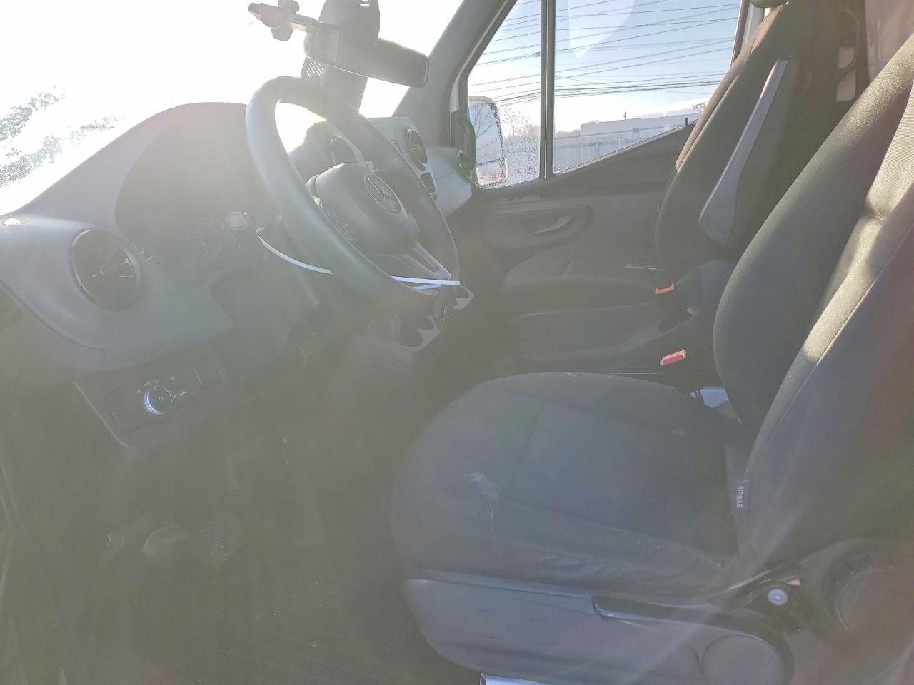 2021 Mercedes-Benz Sprinter 2500