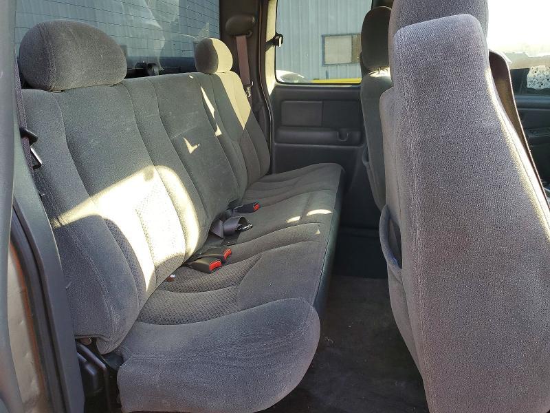 2004 Chevrolet Silverado C2500 Heavy Duty