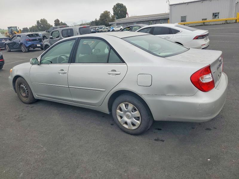 2003 Toyota Camry le