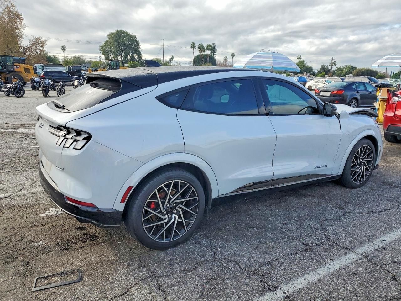 2022 Ford Mustang Mach-e gt