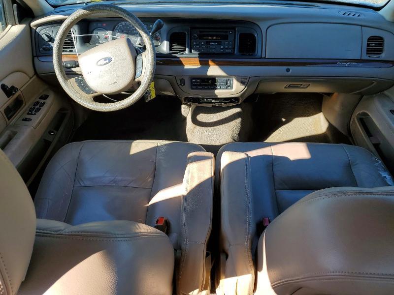 2005 Ford Crown Victoria lx