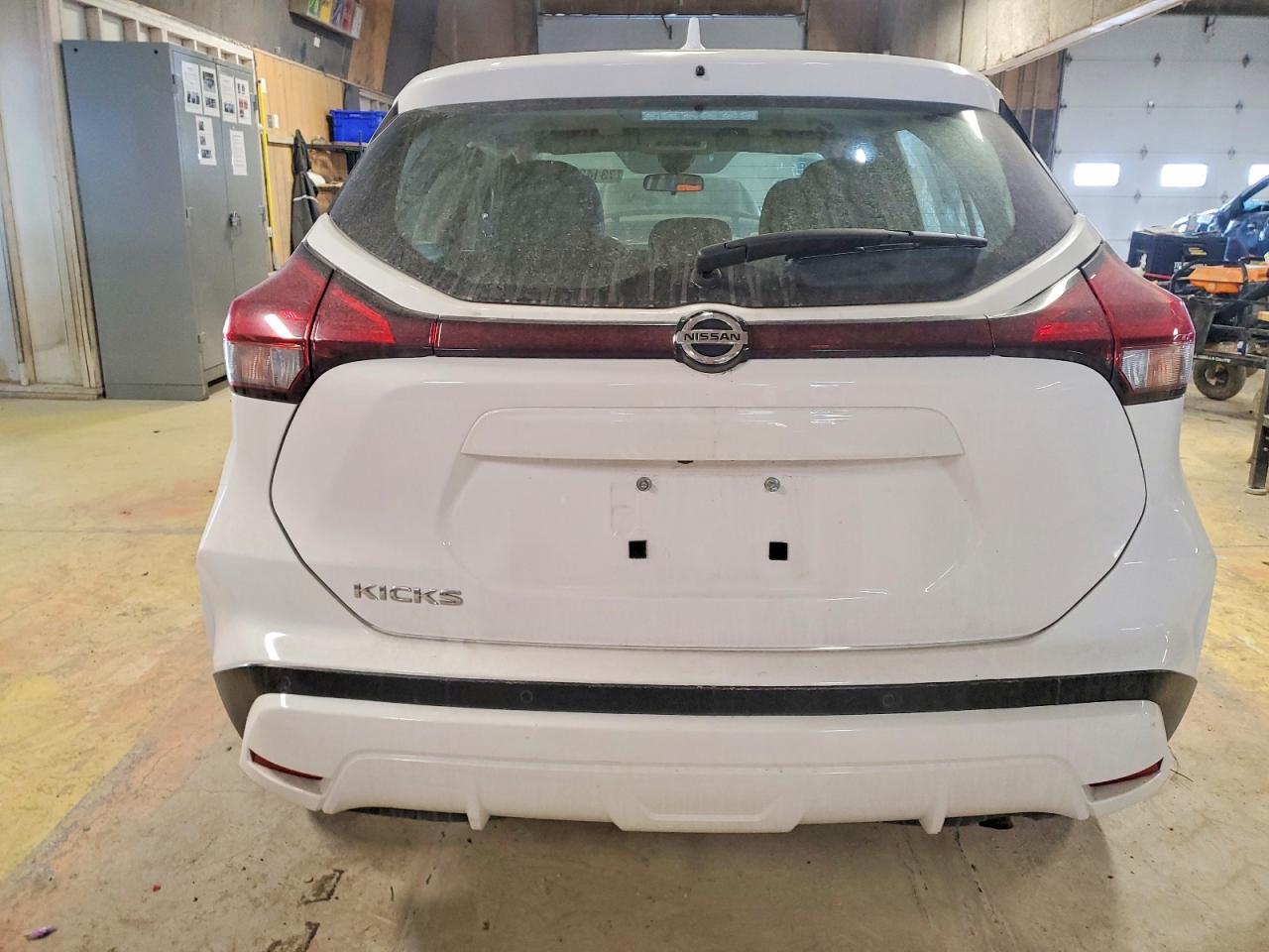 2021 Nissan Kicks s