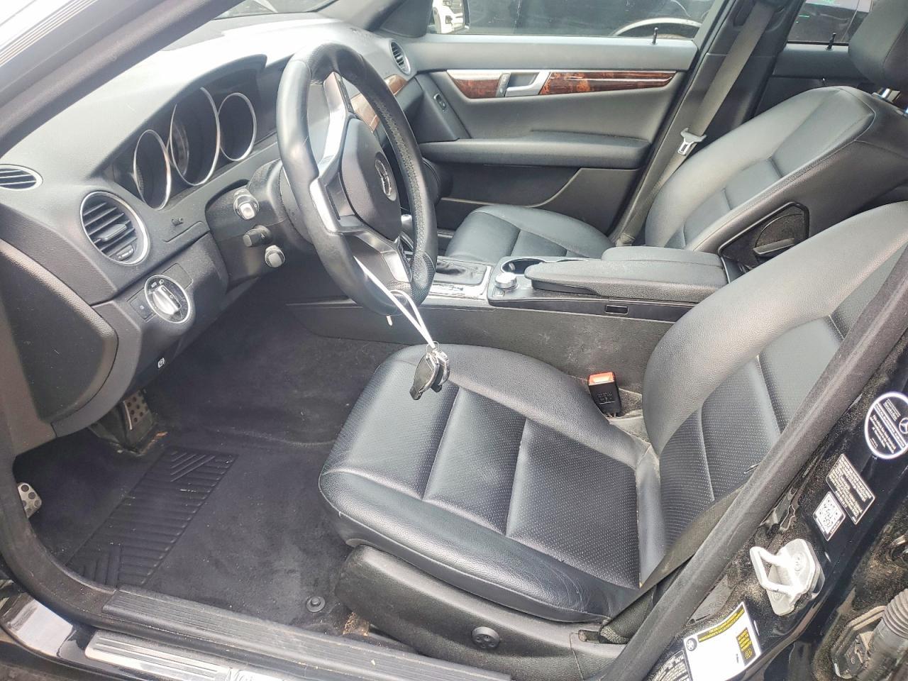 2014 Mercedes-Benz C 250