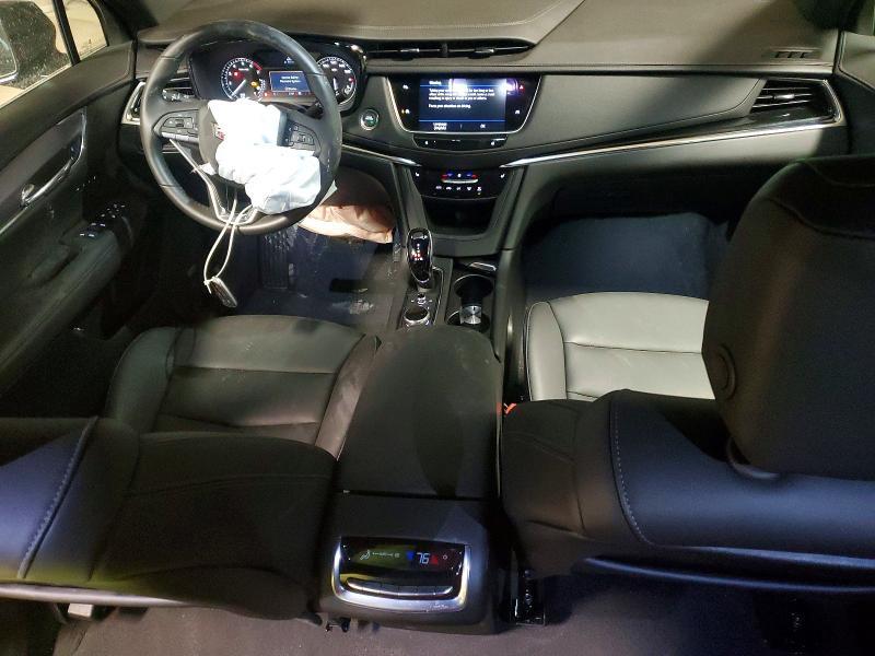 2025 Cadillac XT6 Luxury