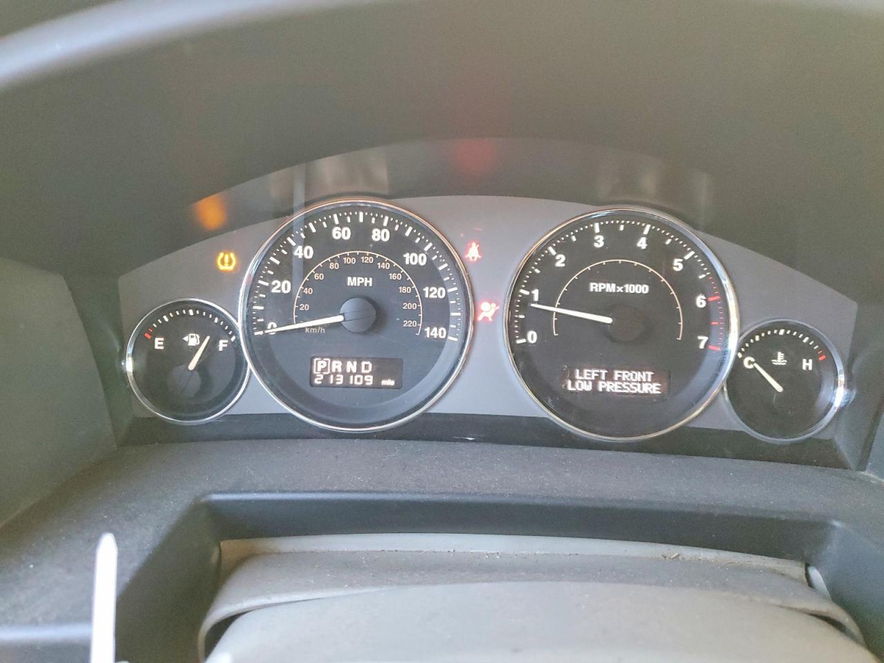2008 Jeep Commander Overland