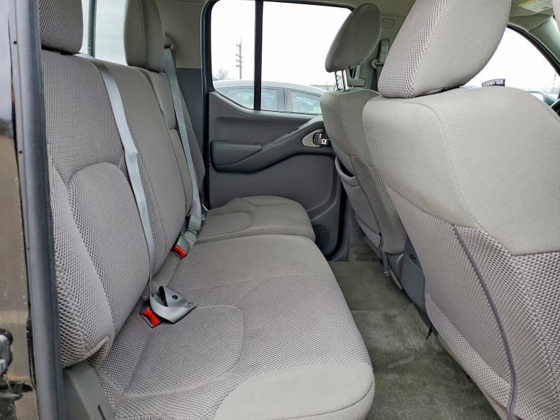 2017 Nissan Frontier sv