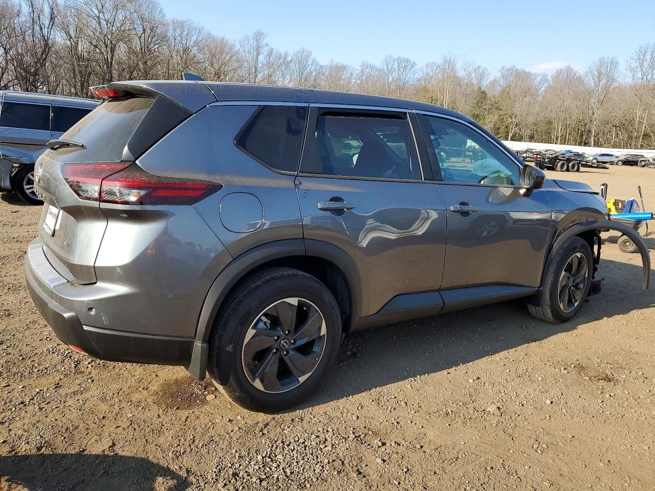 2025 Nissan Rogue sv