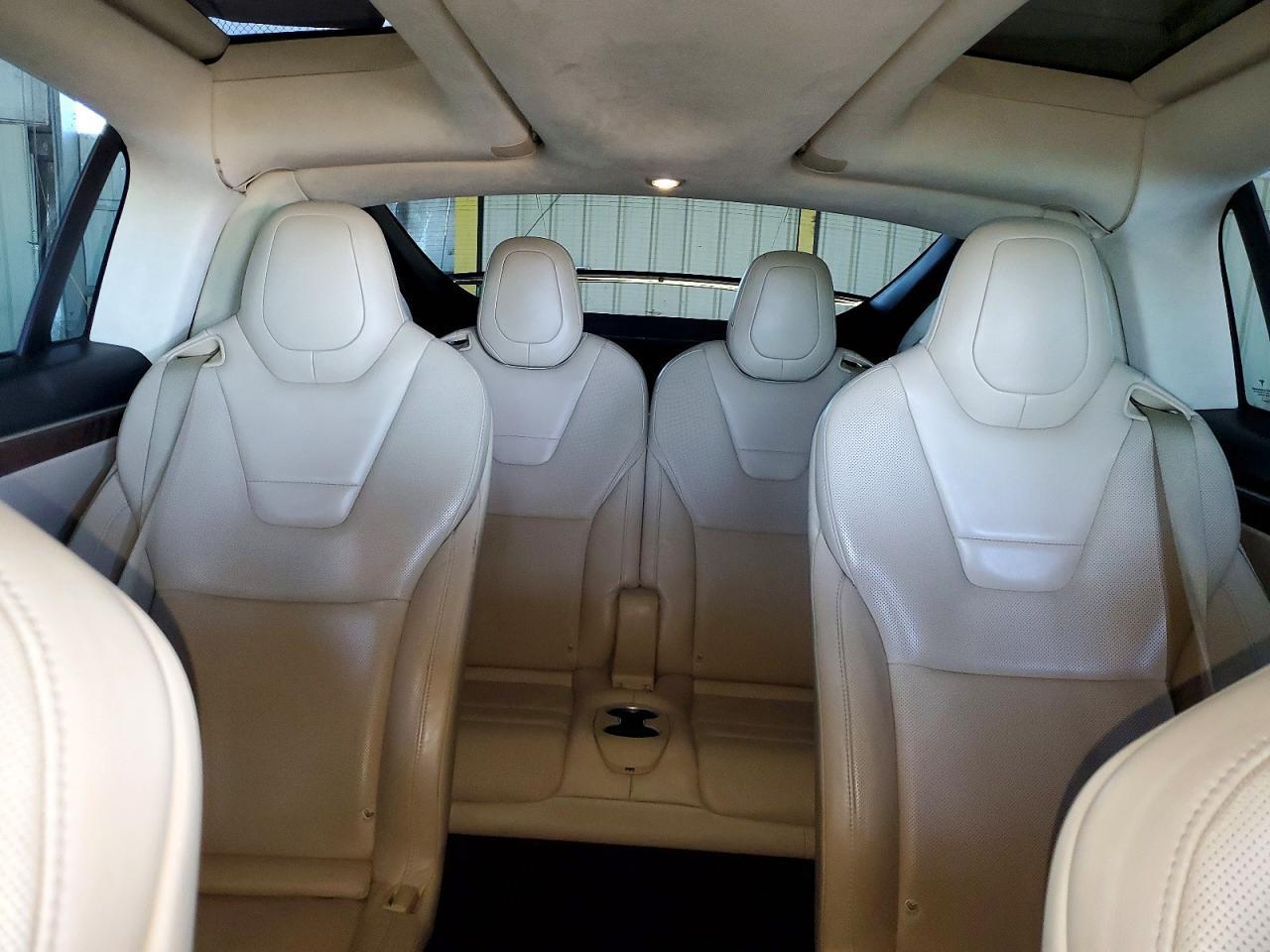 2016 Tesla Model x