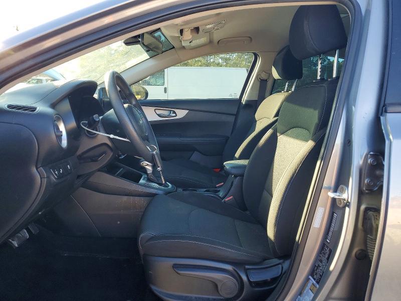 2022 KIA Forte fe